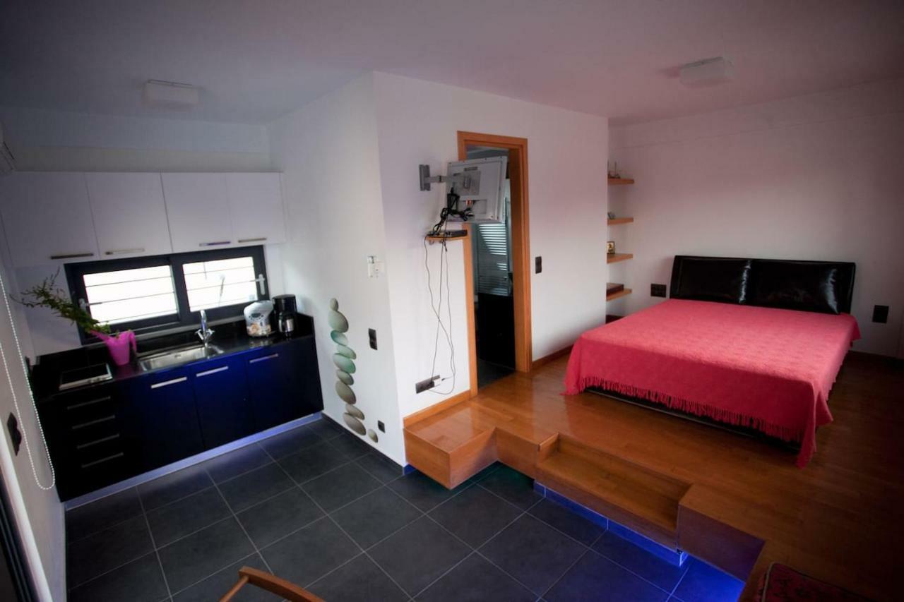 Villa Natasa Lampiri  Extérieur photo