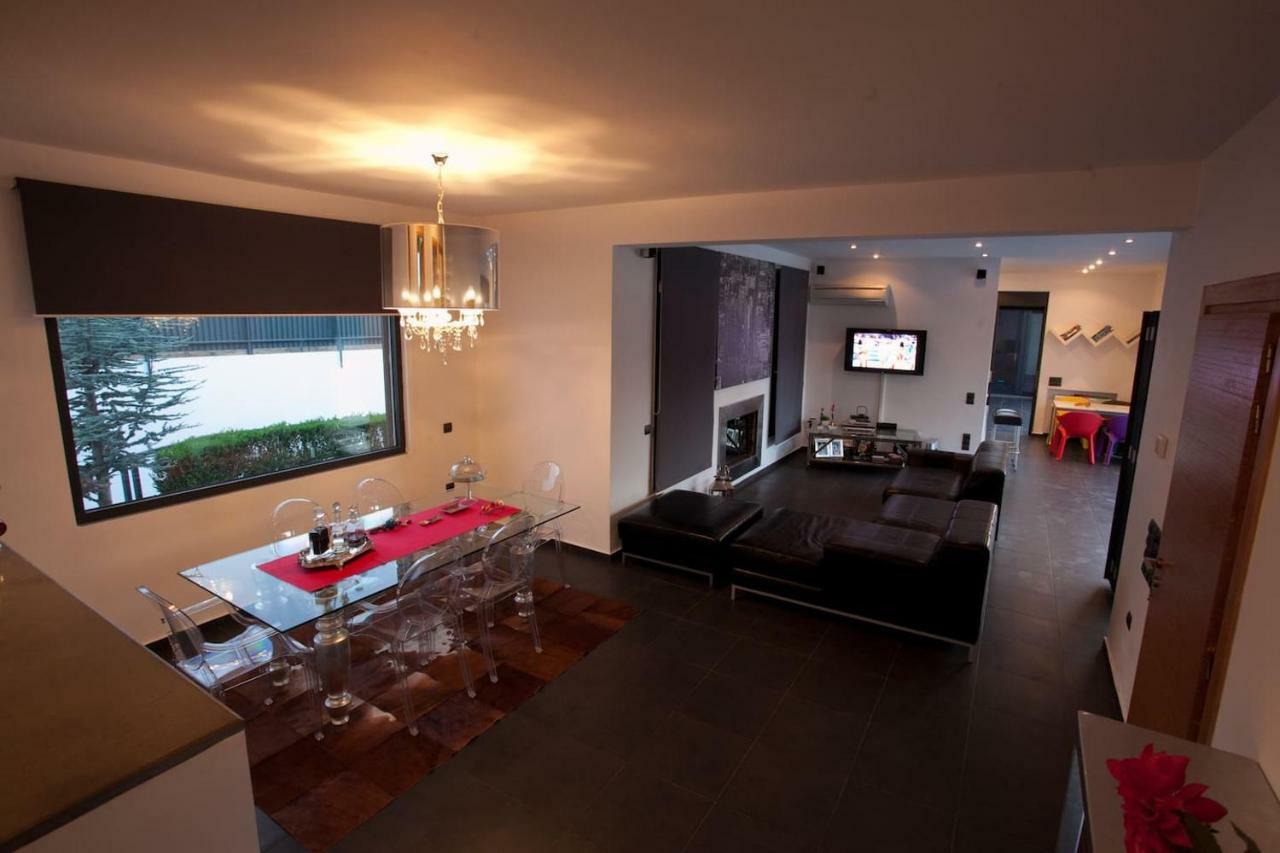 Villa Natasa Lampiri  Extérieur photo