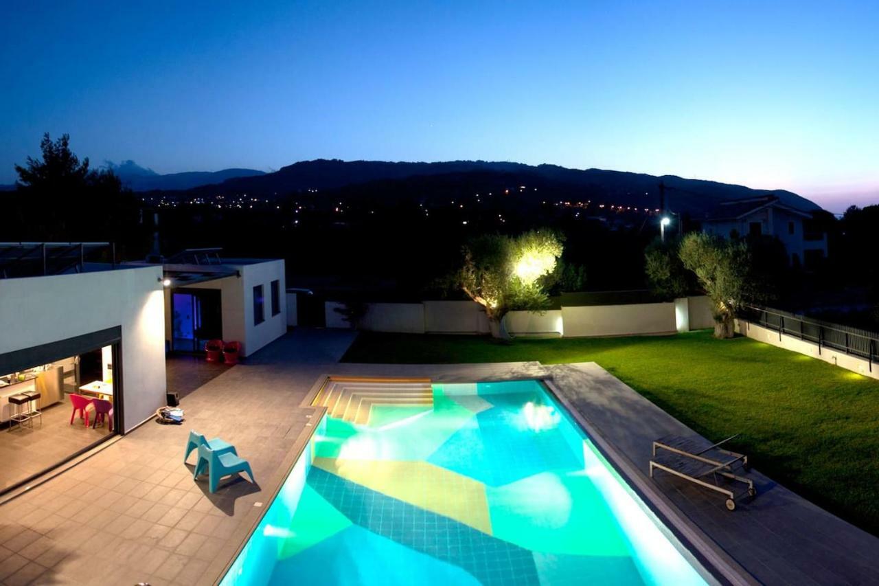 Villa Natasa Lampiri  Extérieur photo